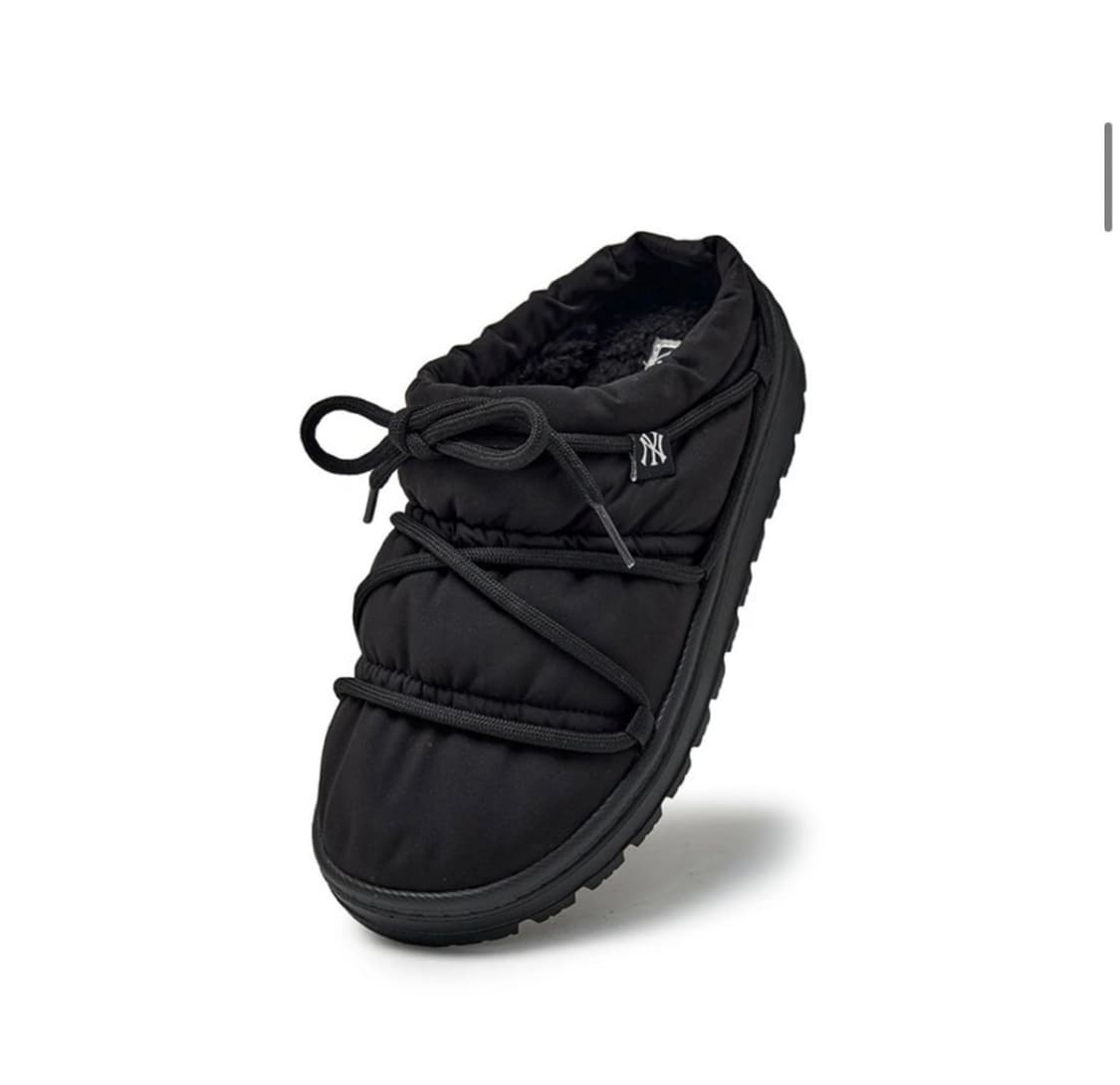 Mlb 패딩 퍼슈즈 (택만 없는 거의 새상품) 상품이미지1