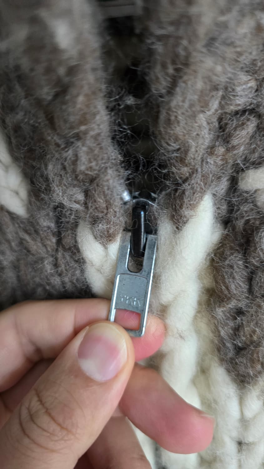 캐나다 울100% 코위찬 가디건 105~110 싸이즈 판매 합니다. 상품이미지3