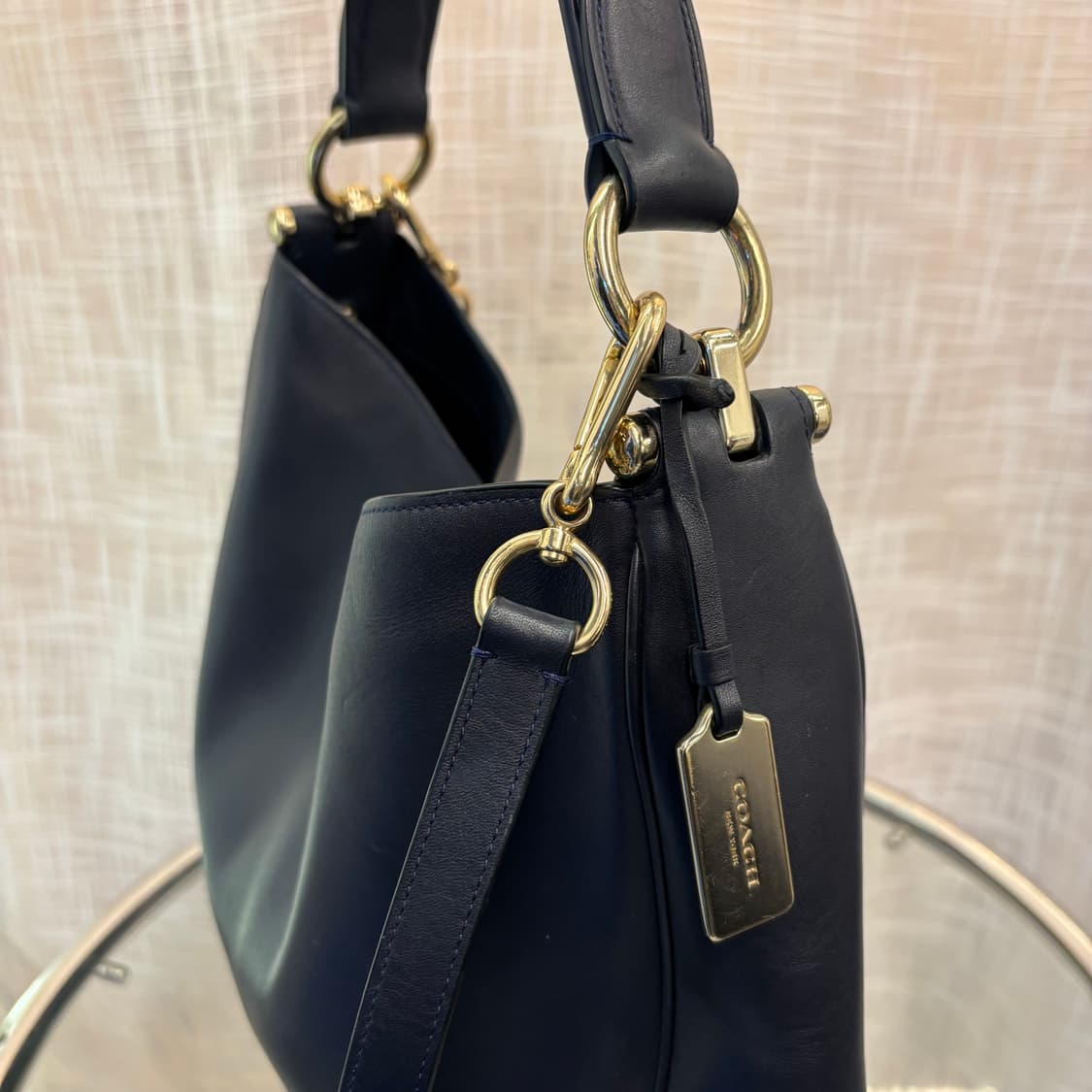 정품 코치 네이비 호보 숄더백     상품이미지4