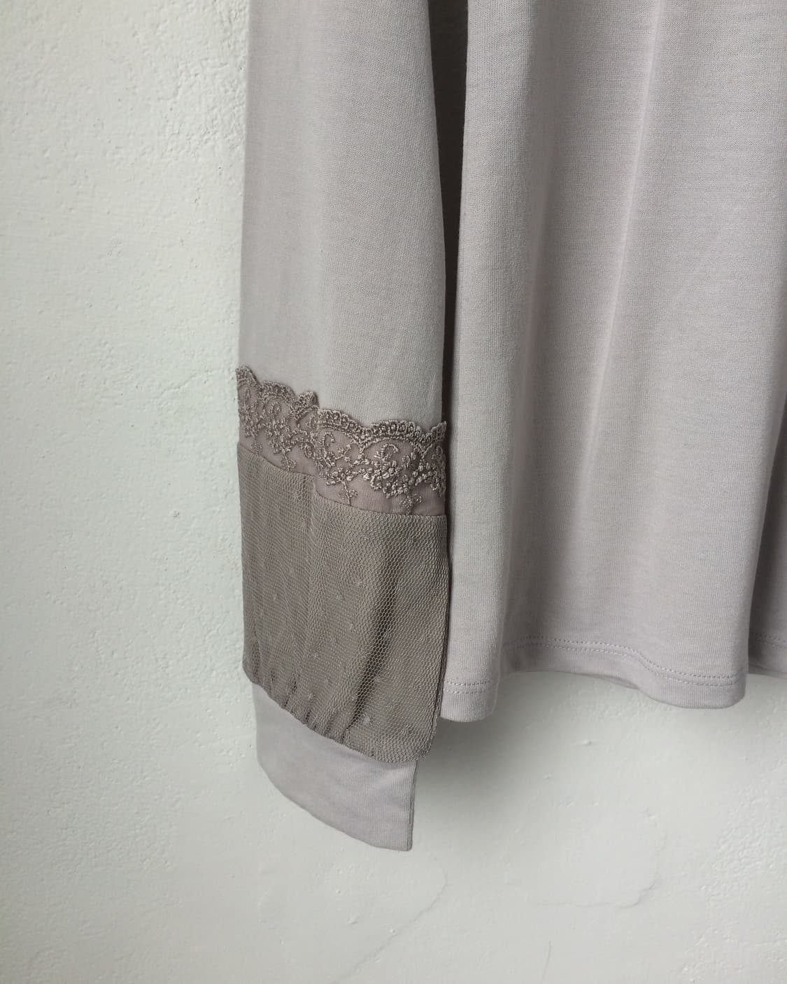 Frill trimming high neck sleeve 상품이미지5
