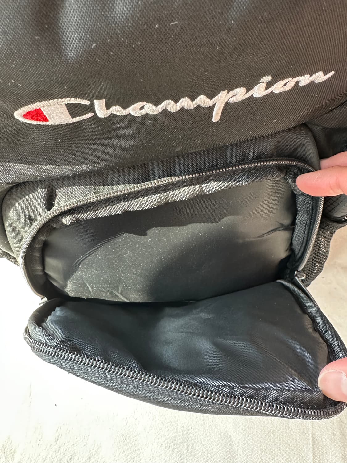 챔피온 스크립트 로고 백팩 블랙 상품이미지8