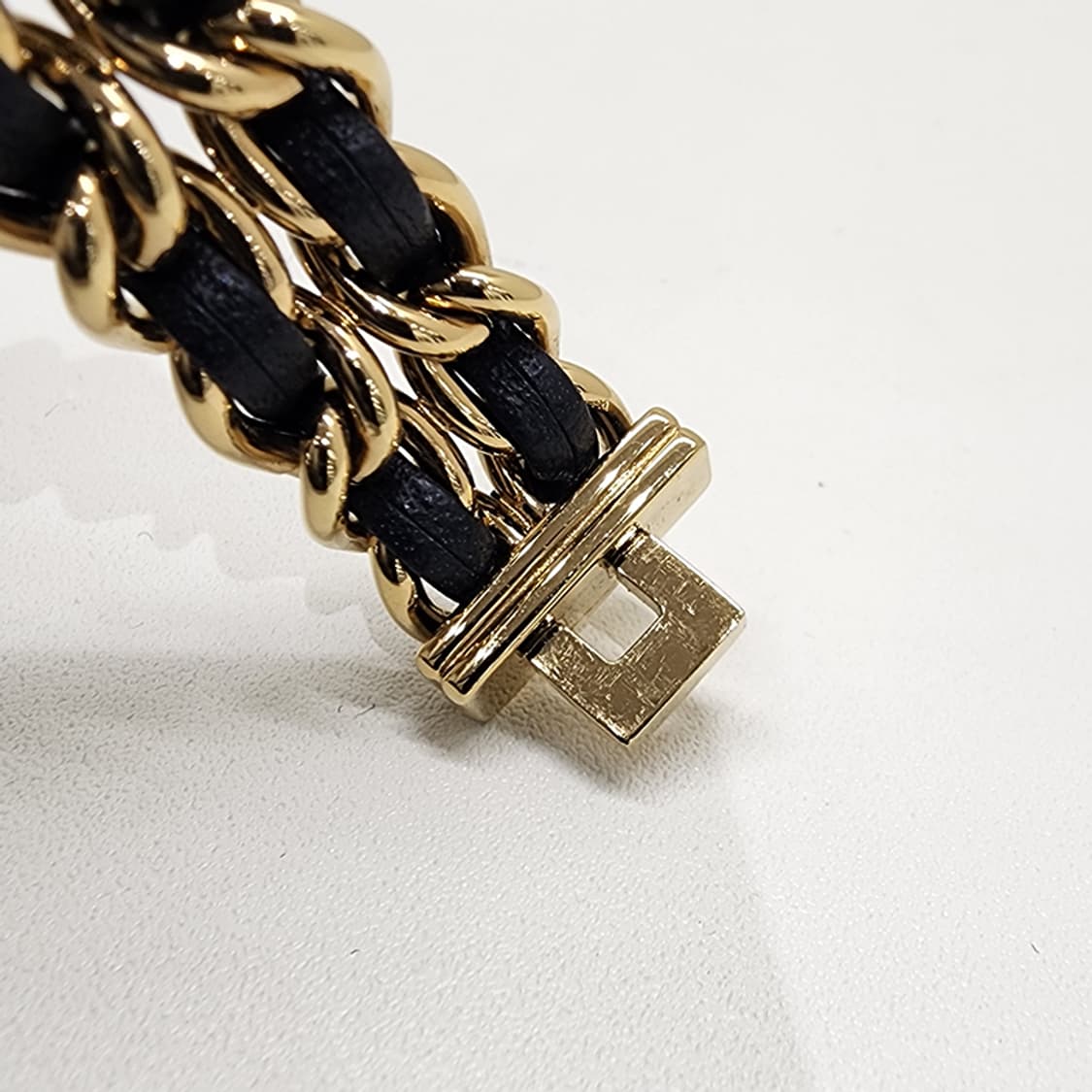 샤넬 H6951 프리미에르 에디션 오리지날 쿼츠 미듐 금장 20mm 상품이미지8