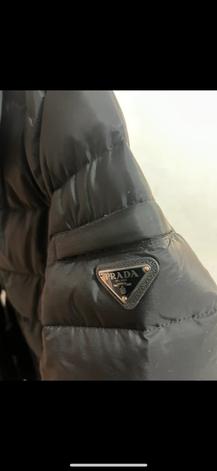 프라다 삼각 로고 패딩 남성 46 상품이미지5