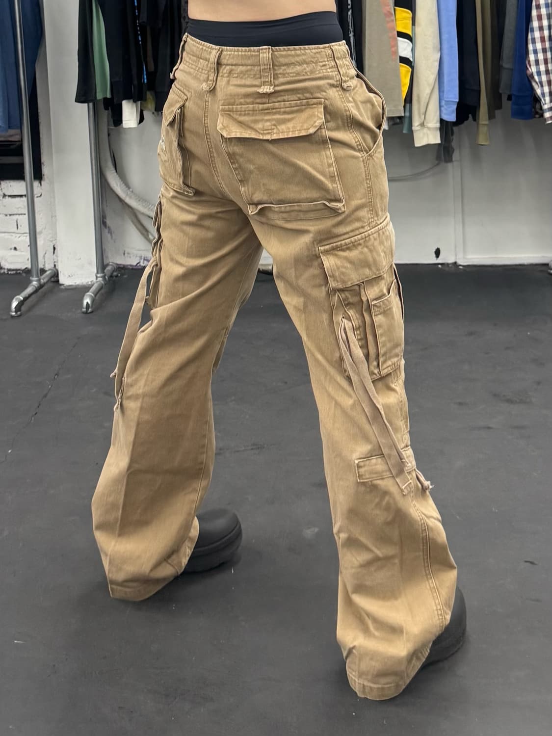 VTG 스트랩 디테일 멀티포켓 카고팬츠 상품이미지4