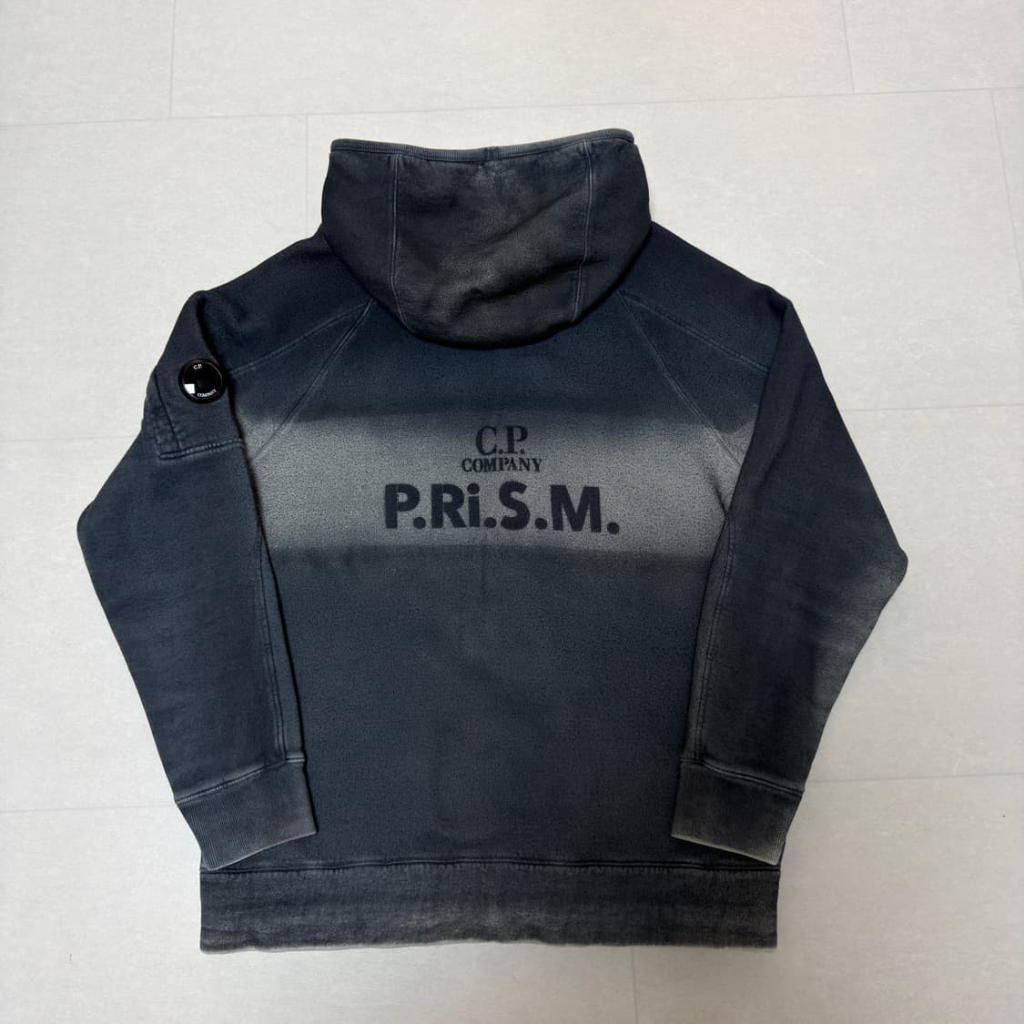 [백화점판, L] CP컴퍼니 프리즘 워싱 스웻 후드티 상품이미지1