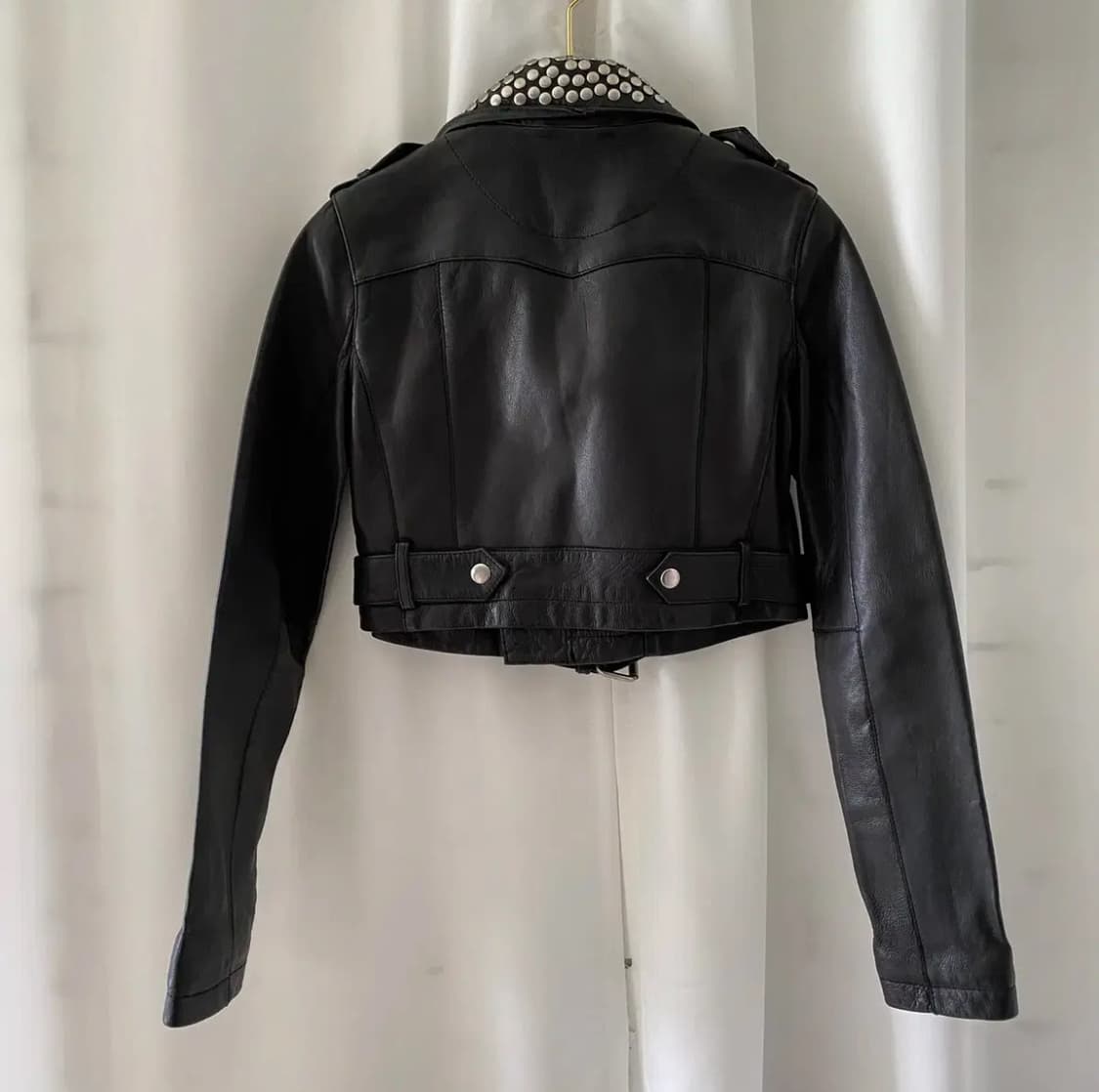 마쥬 스터드 크롭 레더자켓 (소가죽) 상품이미지3