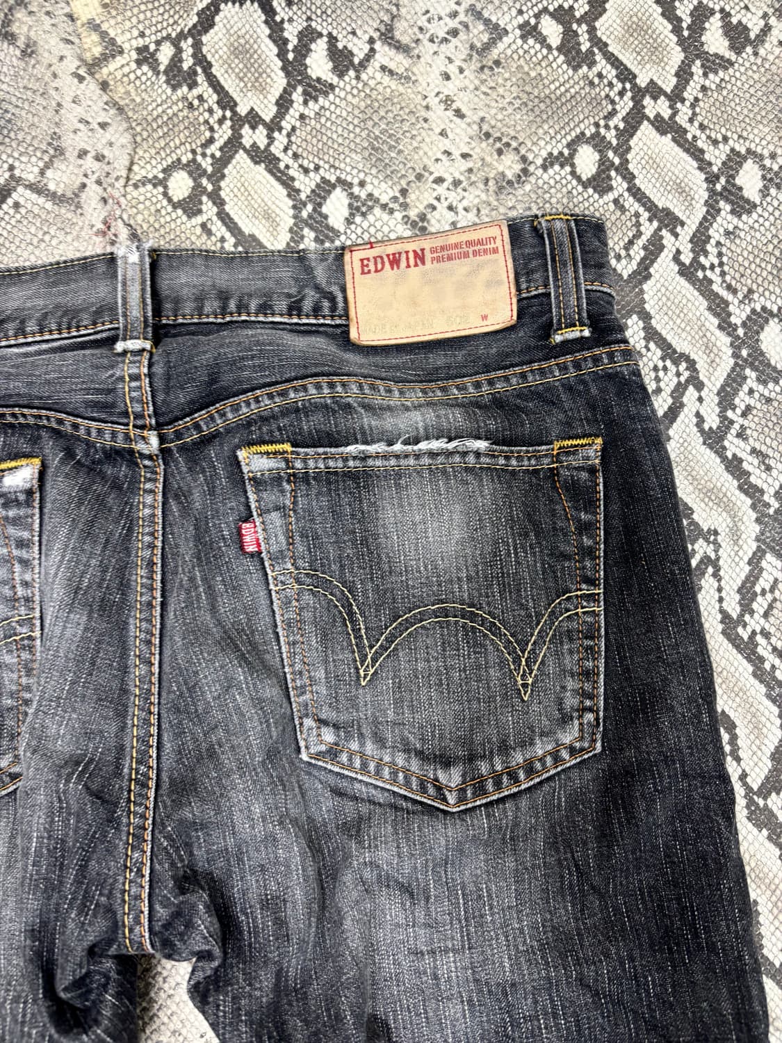 “Edwin”Y2K Black Denim Washed Pants 상품이미지8