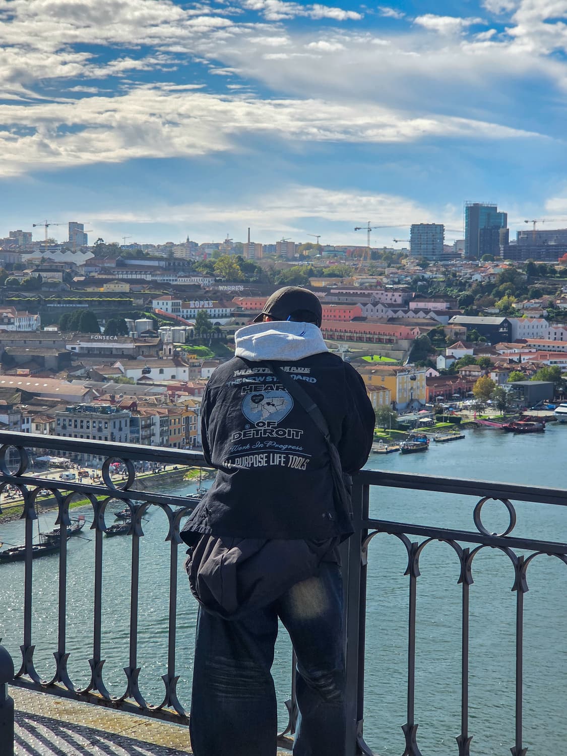 아더에러 퓨마 후드티 상품이미지1