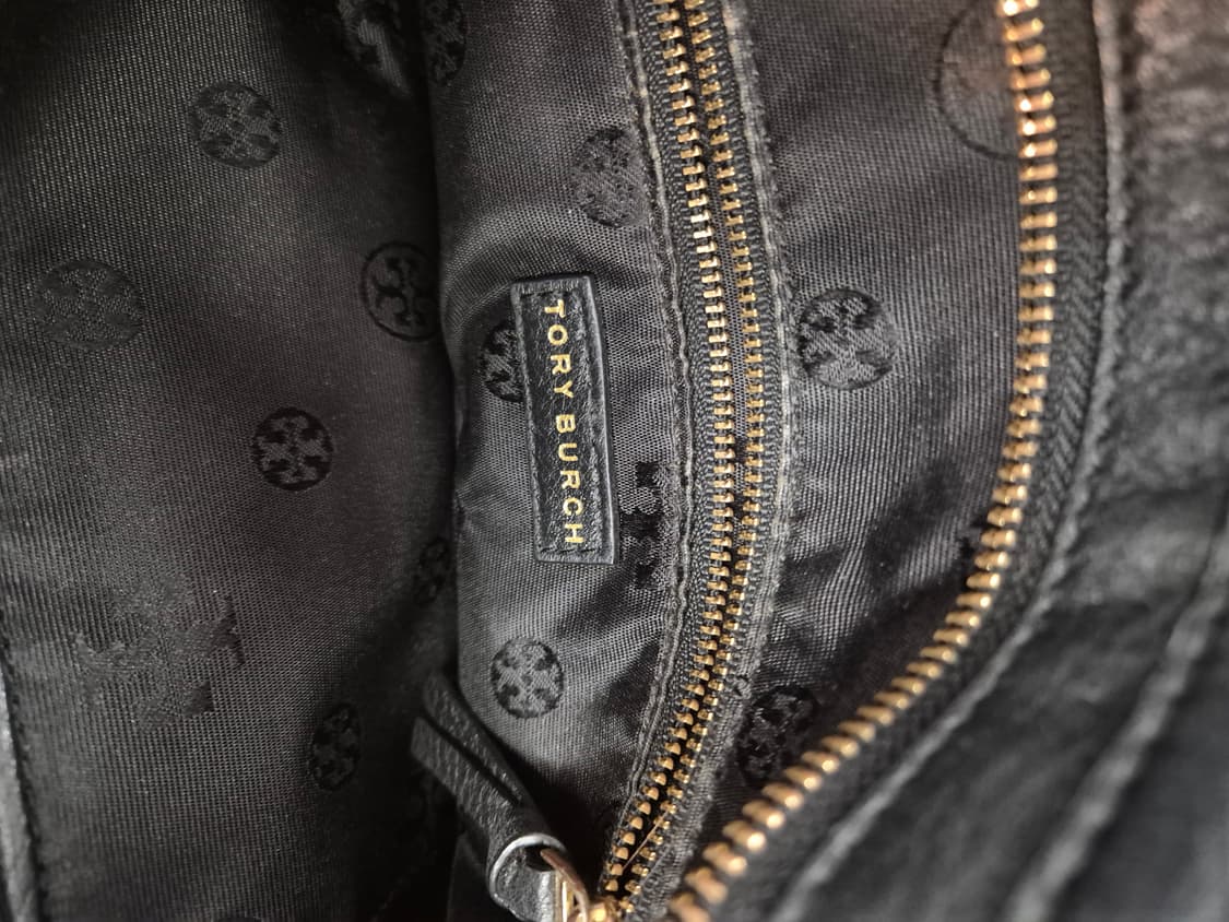 토리버치 블랙 가죽 토트백 상품이미지4