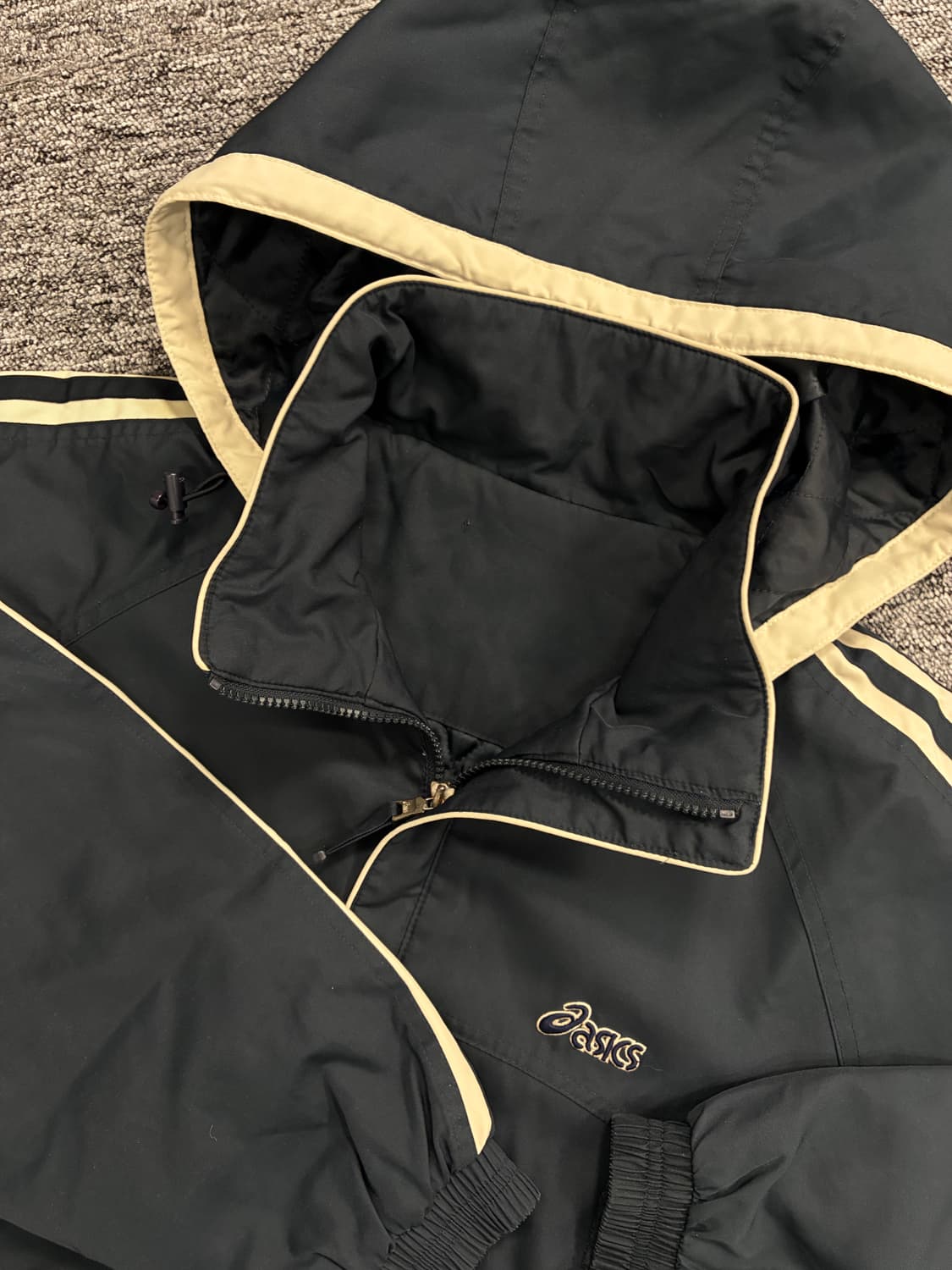 아식스 00s 올드스쿨 누빔 점퍼 110 상품이미지5