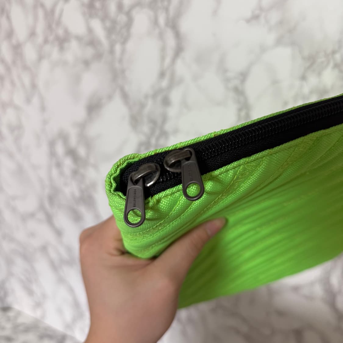 [OS] 발렌시아가 네온 클러치 상품이미지3