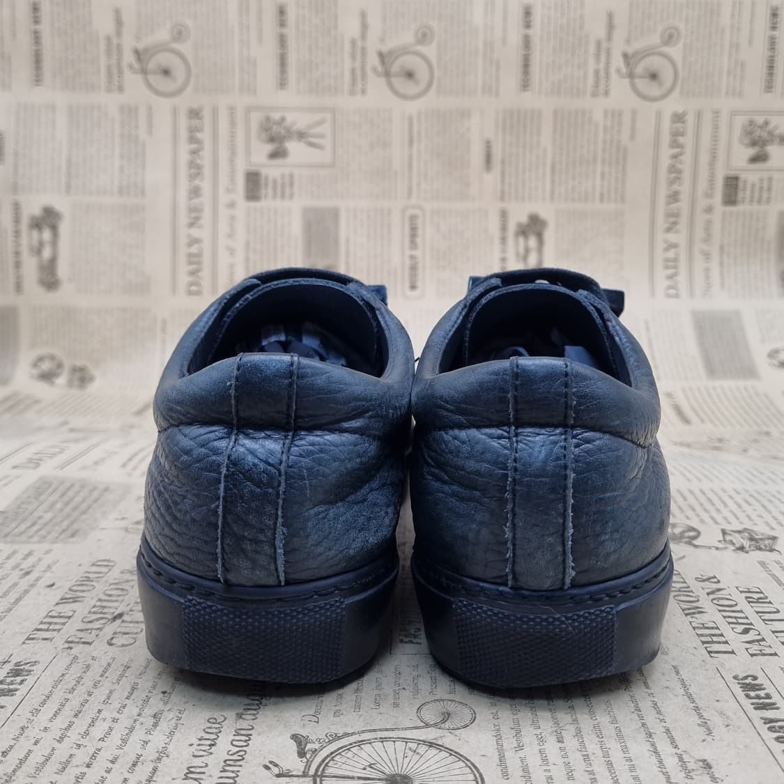 아크네스튜디오 올블랙 여성스니커즈230 상품이미지4