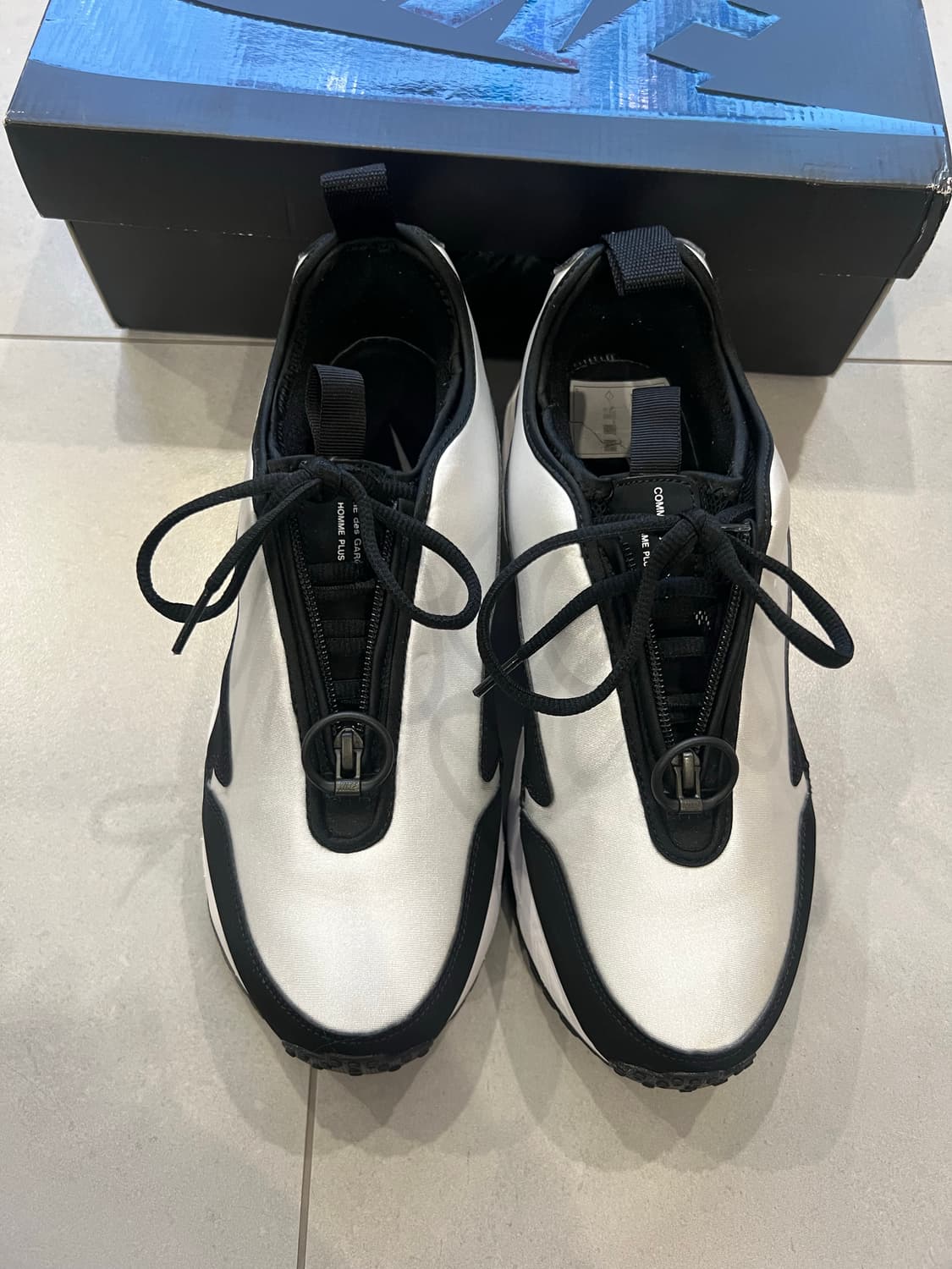 나이키 꼼데 선더 맥스 블랙화이트 M275 상품이미지2