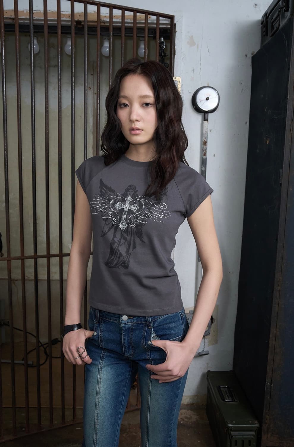 헬레네파리스 엔젤 윙스 큐빅 하프 티셔츠 문그레이 상품이미지4