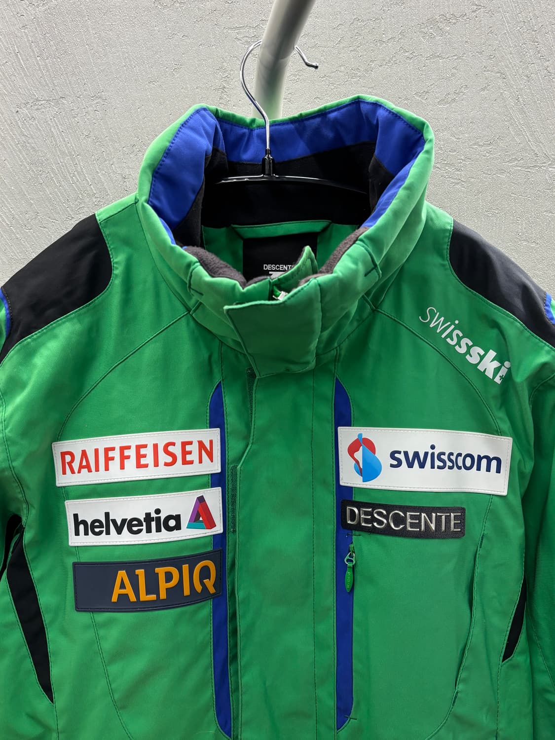 데상트 스위스 스키 팀 그린 패딩 자켓 S 상품이미지3