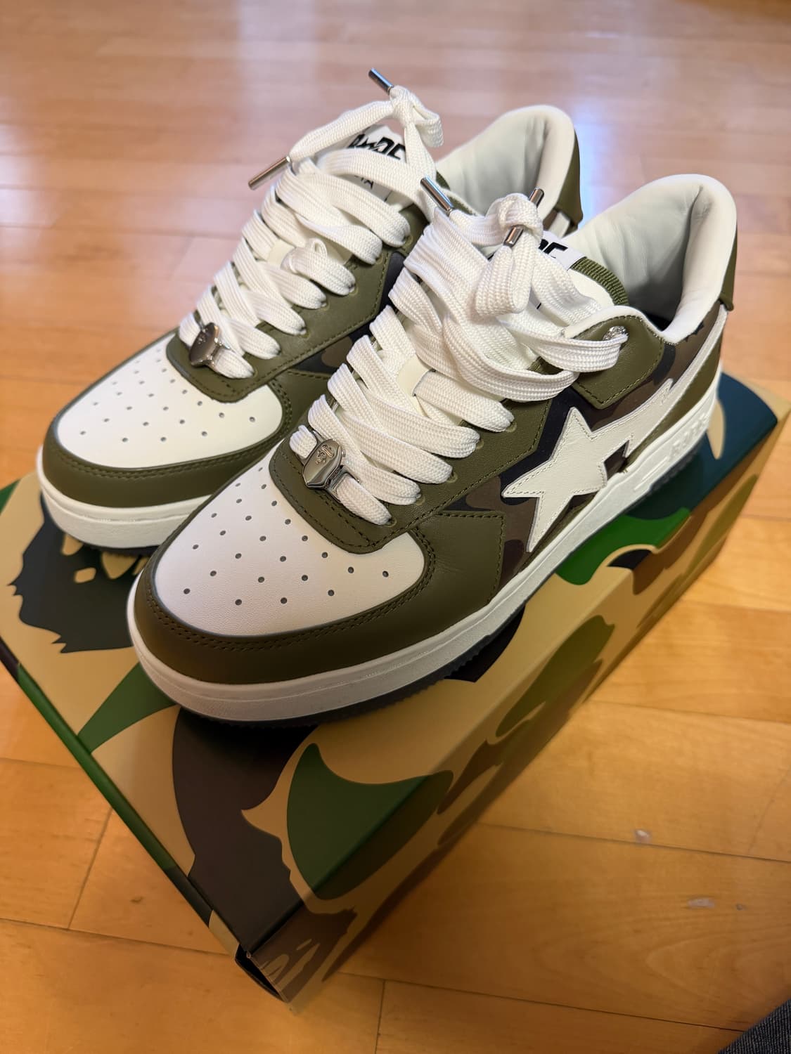 베이프 스니커즈 (새상품)싸게 팔아요 상품이미지3