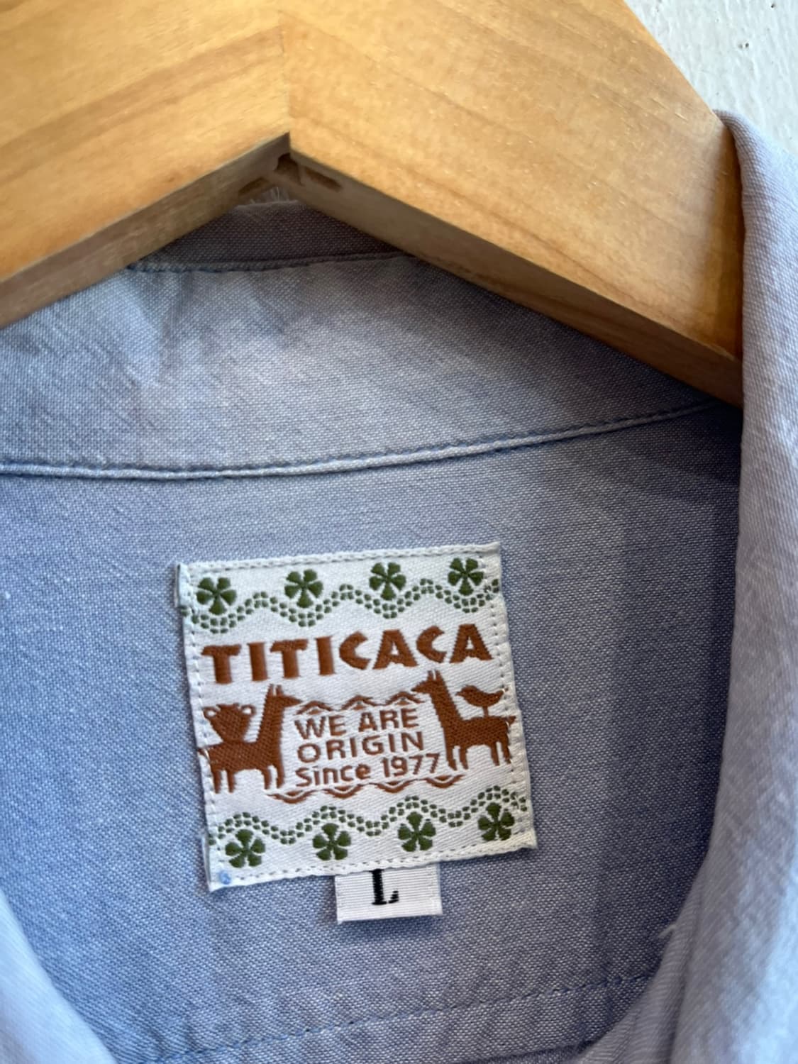 TITICACA 티티카카 자수 네추럴 셔츠  상품이미지6