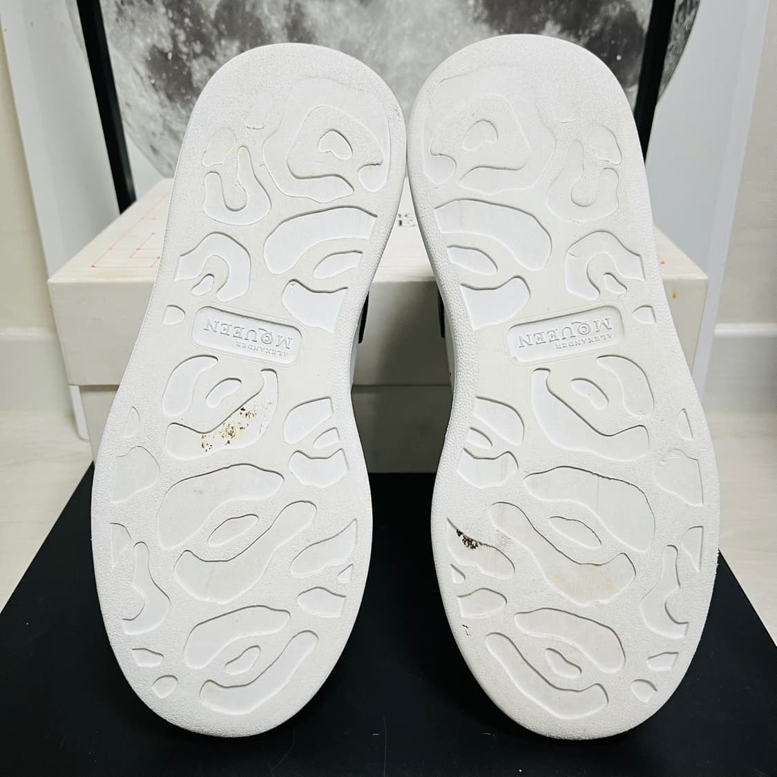 정품 39) 알렉산더 맥퀸 블랙 오버솔 스니커즈 250~255 상품이미지5