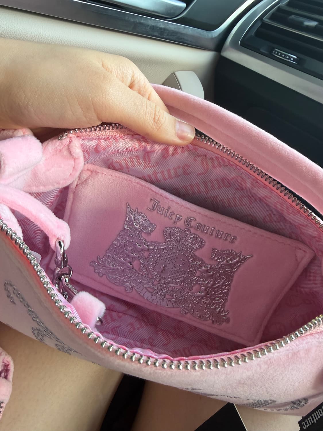 [신상✨프리뷰세일] 쥬시꾸뛰르 벨벳 핑크 숄더백/크로스백  상품이미지3