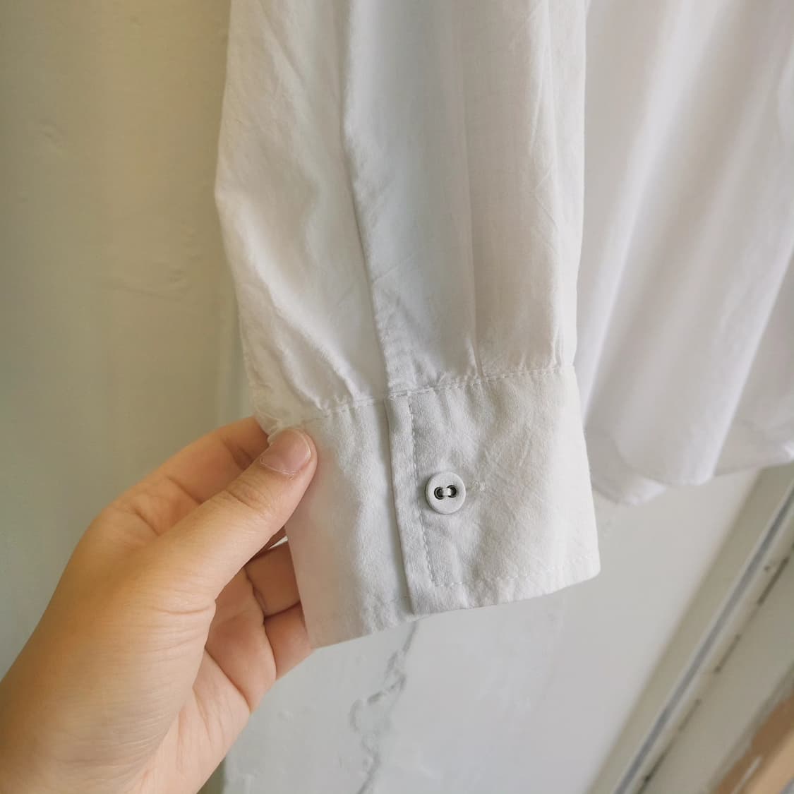 Apres jour mignon 핀턱 화이트 셔츠 상품이미지4