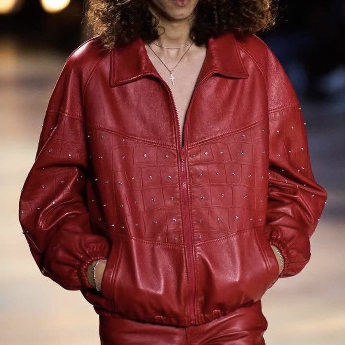 [BTS 뷔님 착용] 셀린느 23ss 스터드 램스킨 레더 자켓 상품이미지2