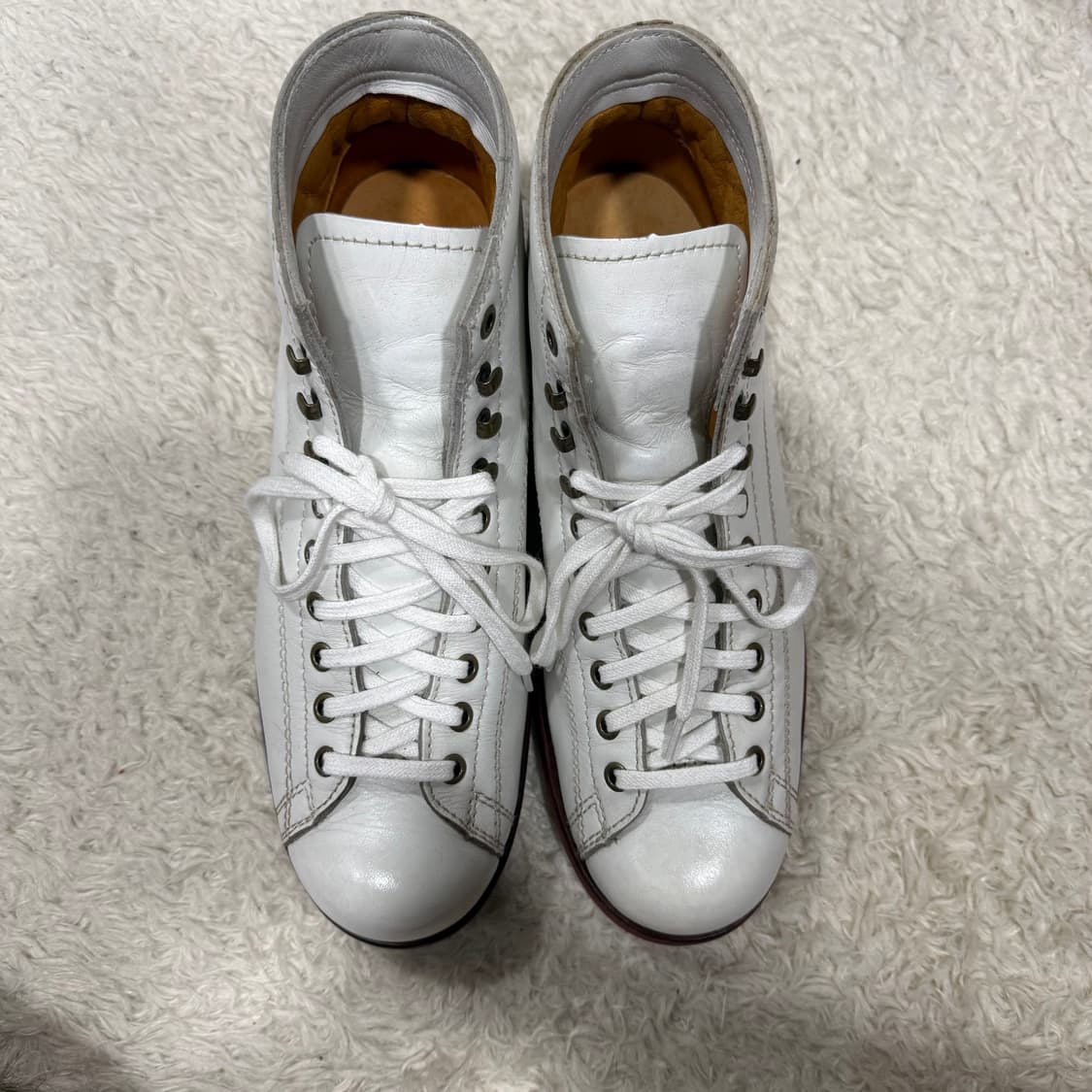 치페와 화이트 몽키부츠 9.5EE(275) 상품이미지1