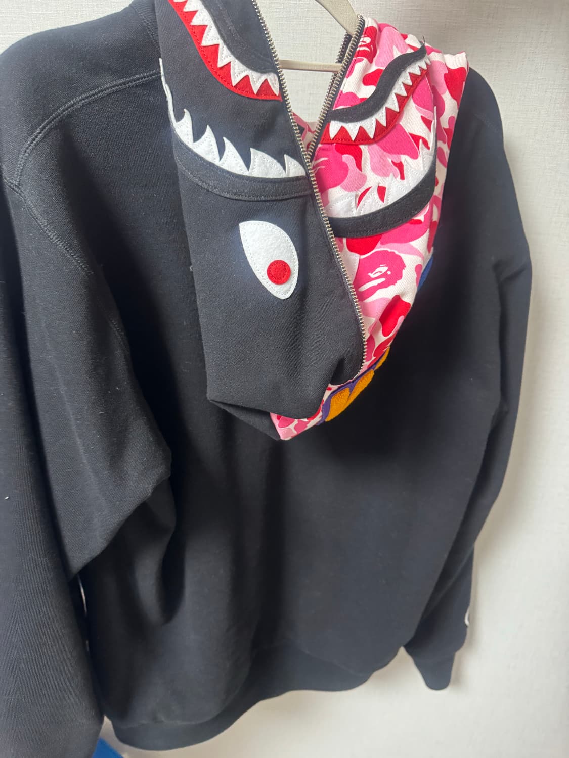 베이프 ABC 카모 리버시블 샤크 풀 집 후드 핑크 상품이미지2