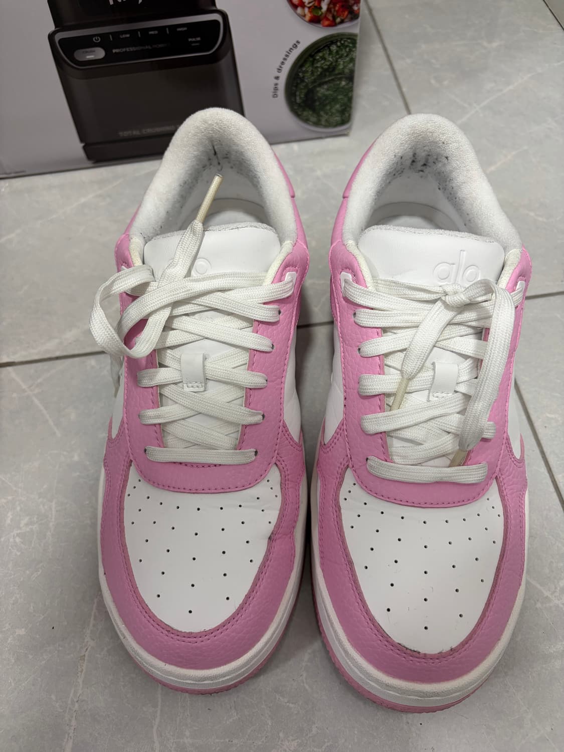 alo 알로 스니커즈 상품이미지4