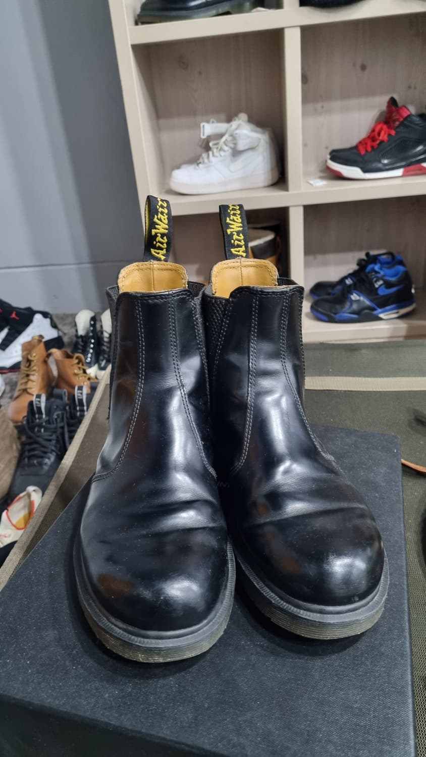 (DR. MARTENS) 검정색 첼시부츠 255size 상품이미지1
