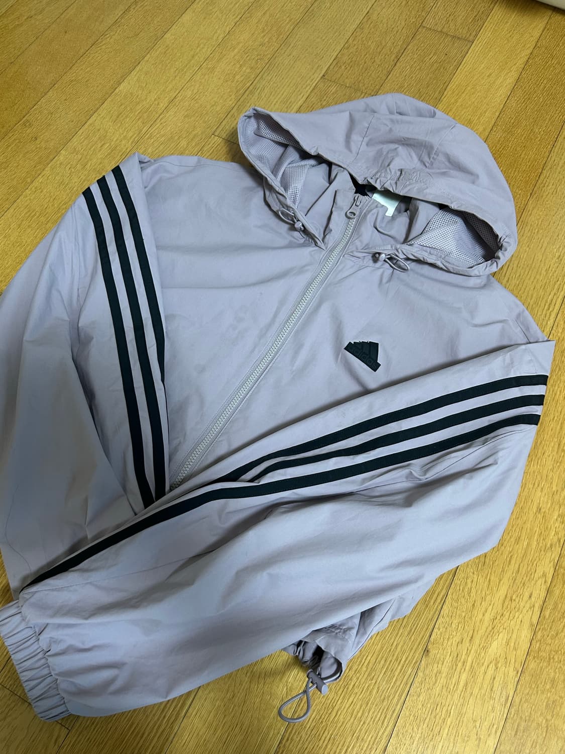 아디다스 여성 크롭 바람막이 라벤더 상품이미지3