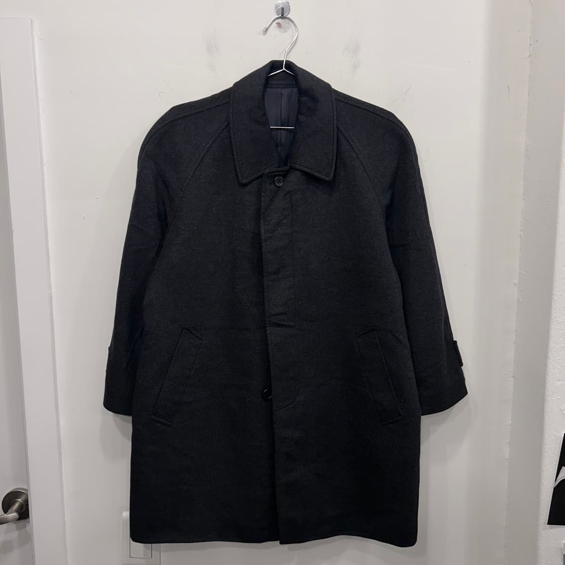 피에르 발망 퓨어 케시미어 래글런 하프코트 상품이미지2