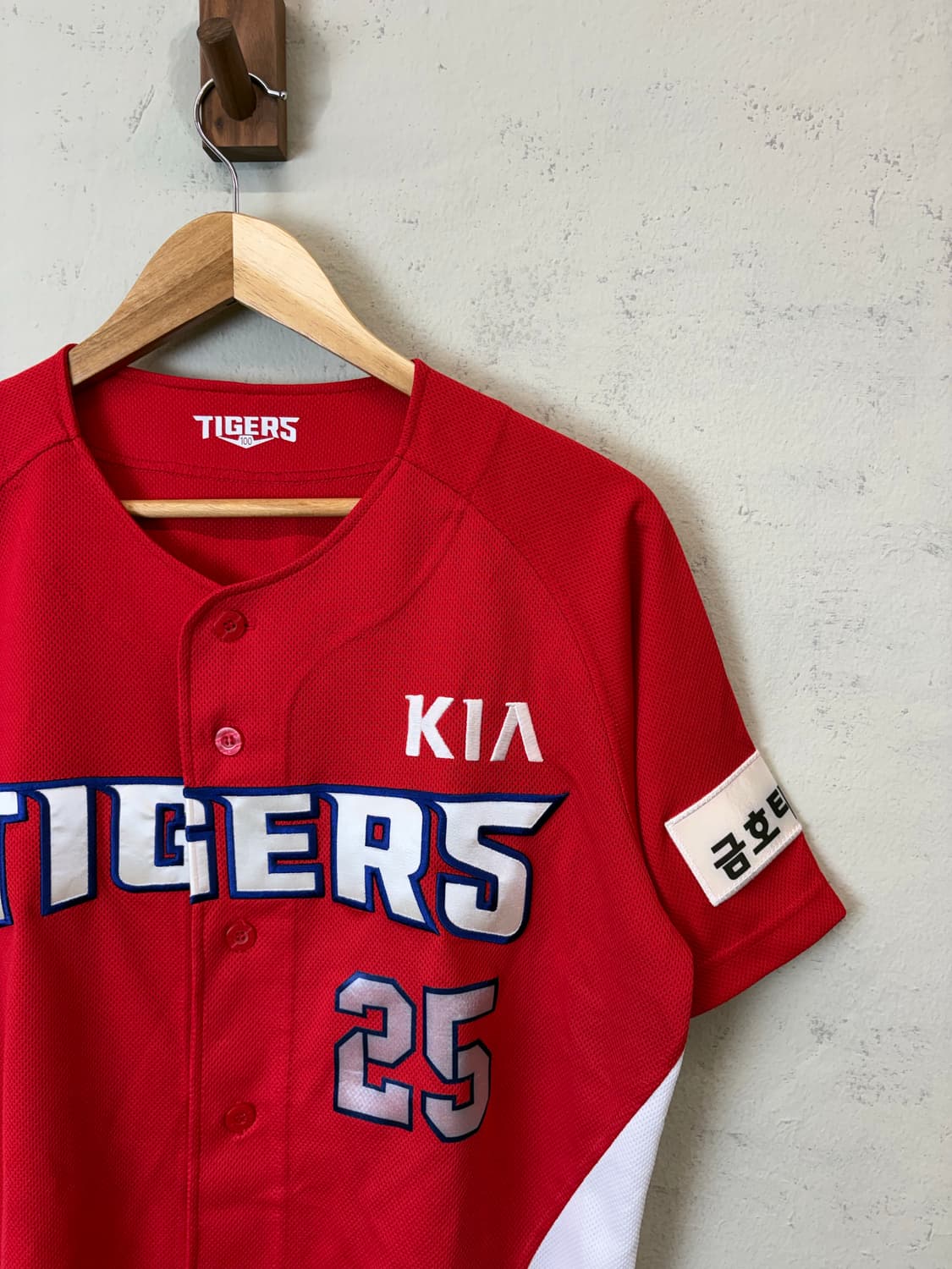 기아타이거즈 이범호 감독 어센틱 유니폼 상품이미지3