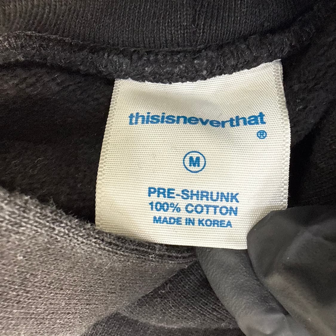 M 디스이즈네버댓 블랙 후드티 0223T 상품이미지3