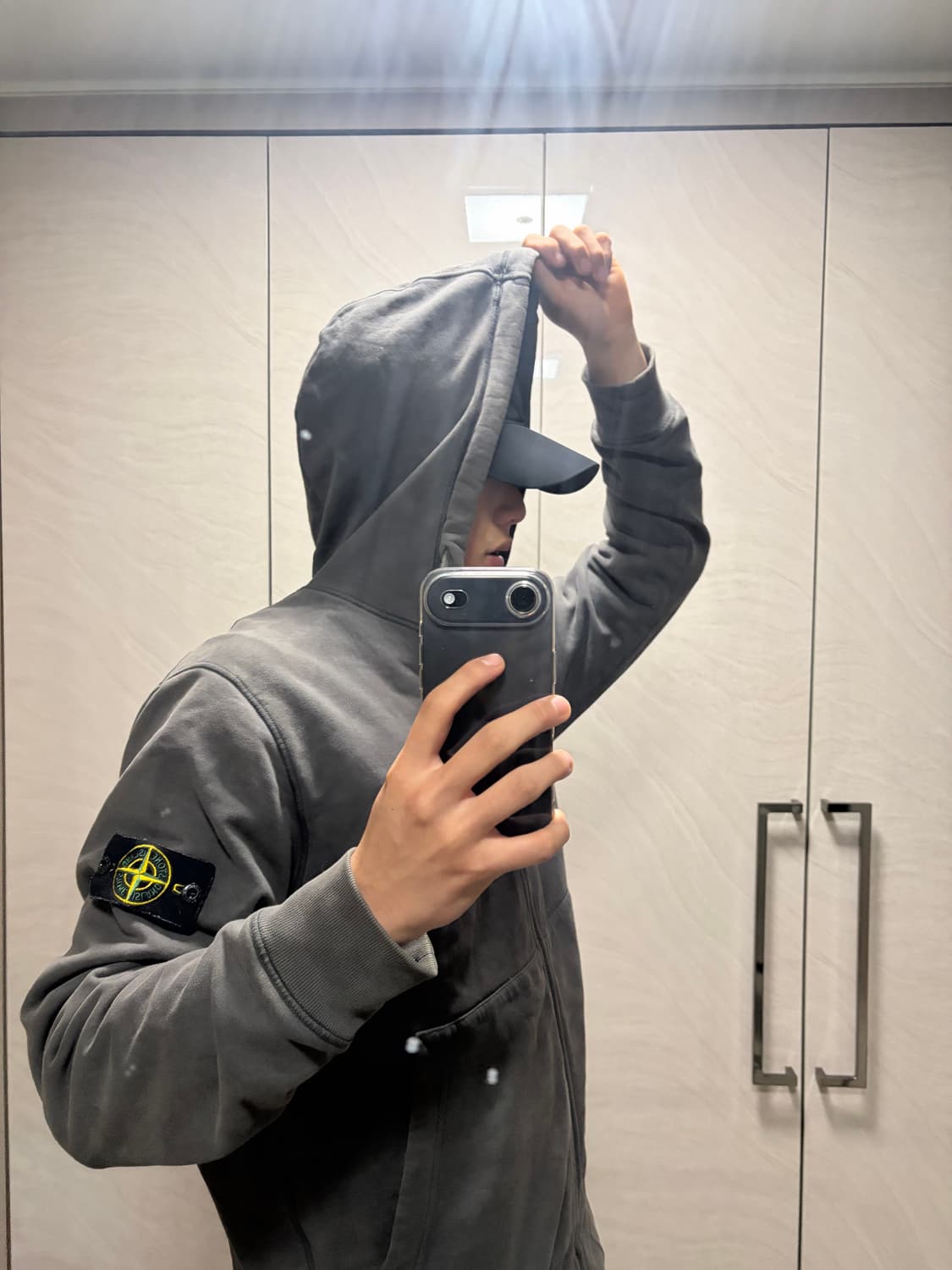 스톤아일랜드 후드집업 상품이미지2