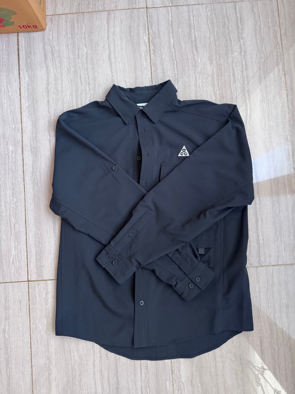 나이키 ACG 드라이핏 UV 디베스테이션 트레일 셔츠 XL사이즈 블랙 상품이미지2