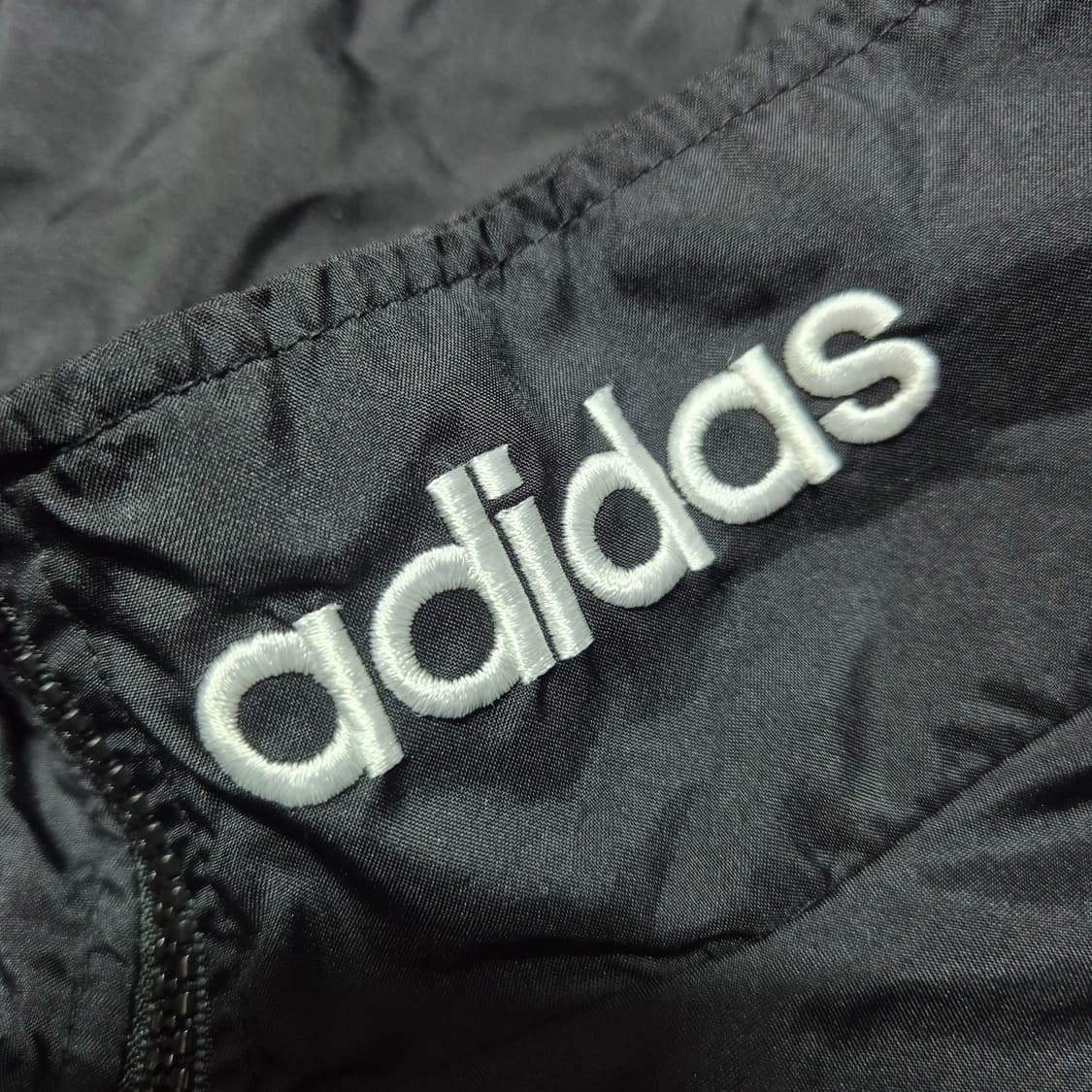 [올드 빈티지🔥] 90s 아디다스 올드스쿨 나일론 윈드브레이커 상품이미지4