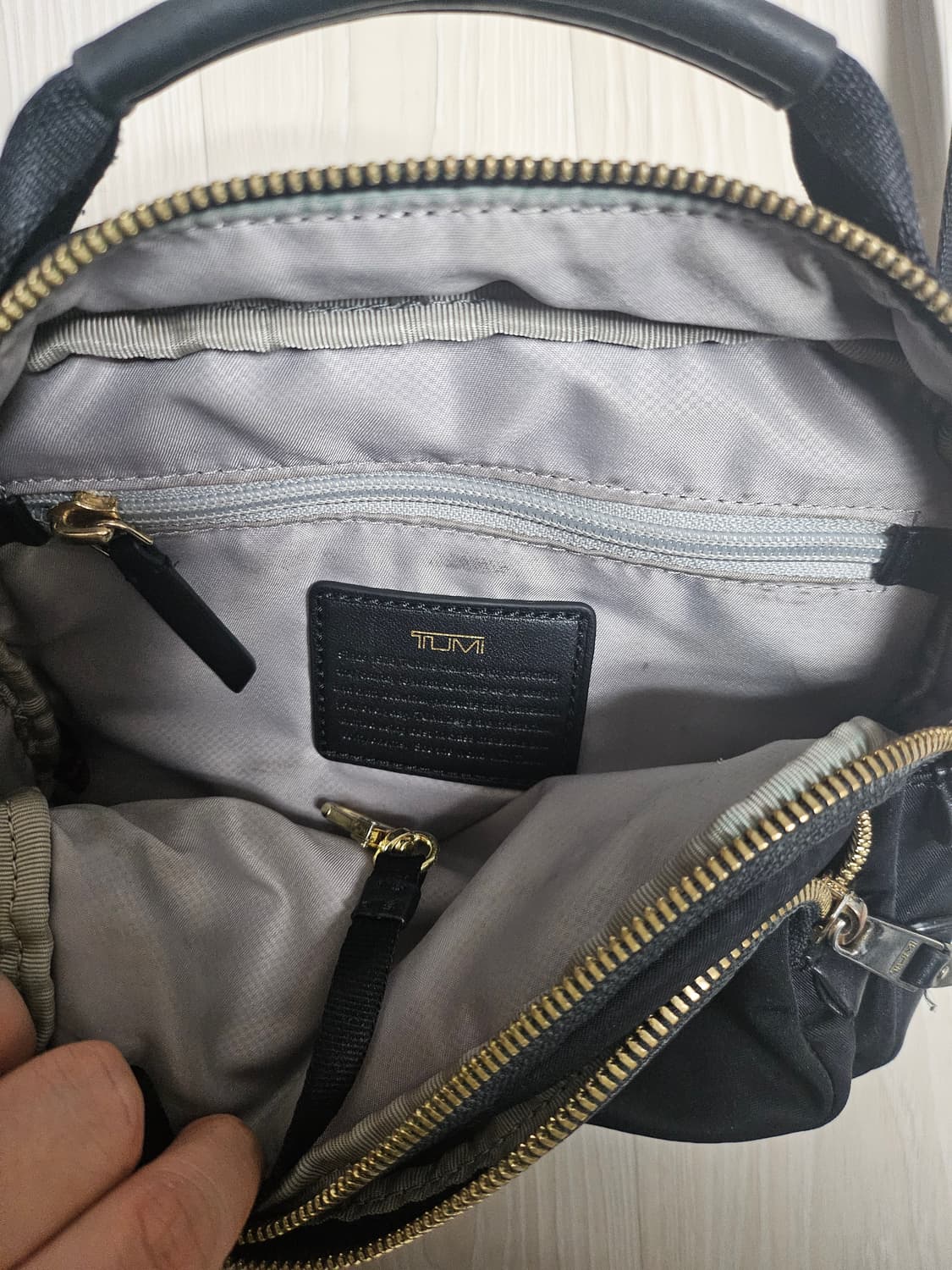 투미 보야져 크로스백 상품이미지3