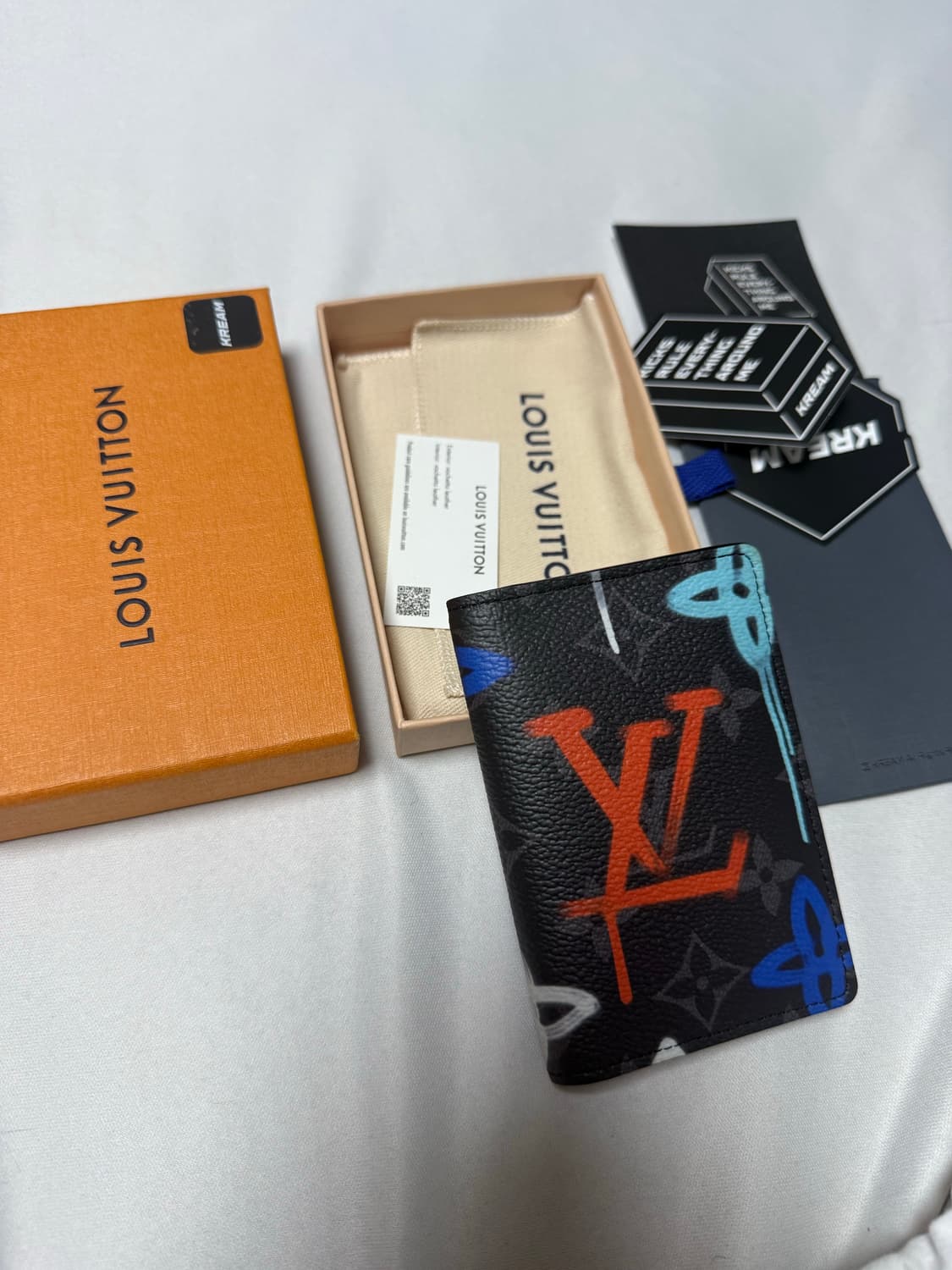 루이비통 멀티컬러 라이츠 오거나이저 상품이미지1