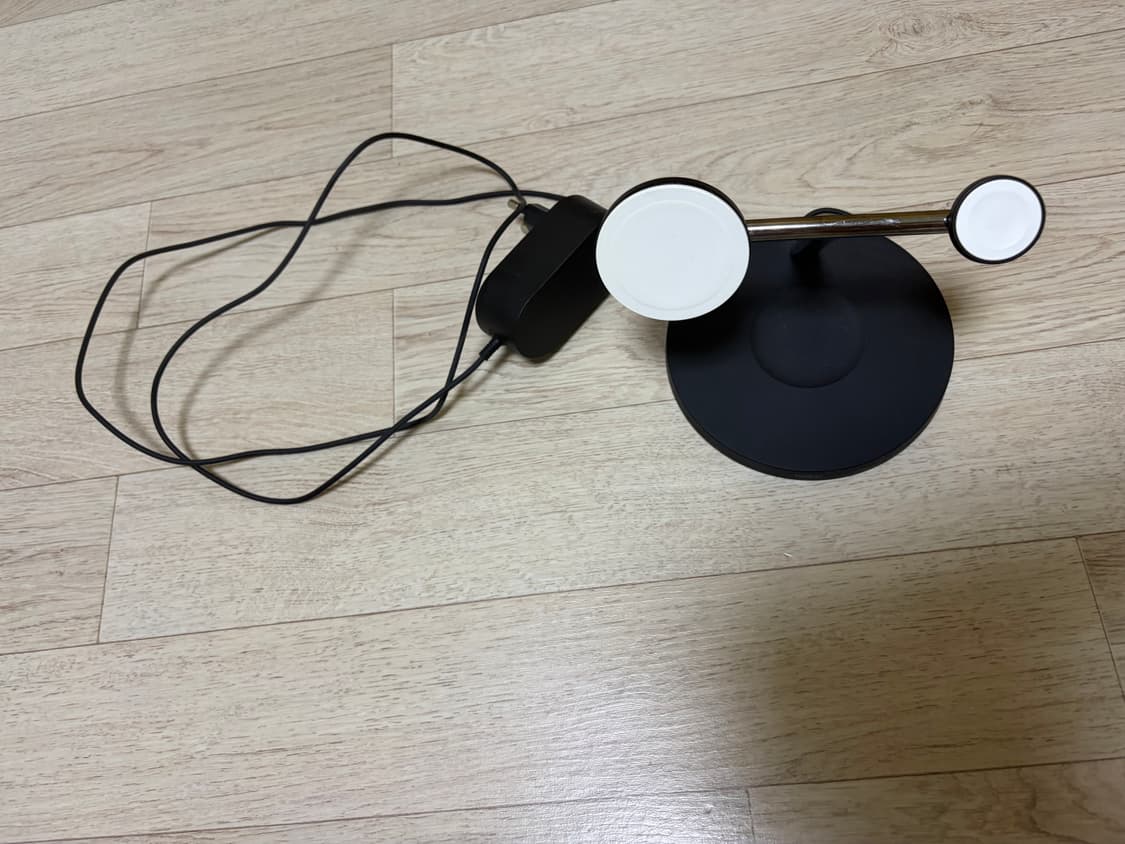 벨킨 3in1 맥세이프 15W 무선 충전 스탠드 블랙 상품이미지1