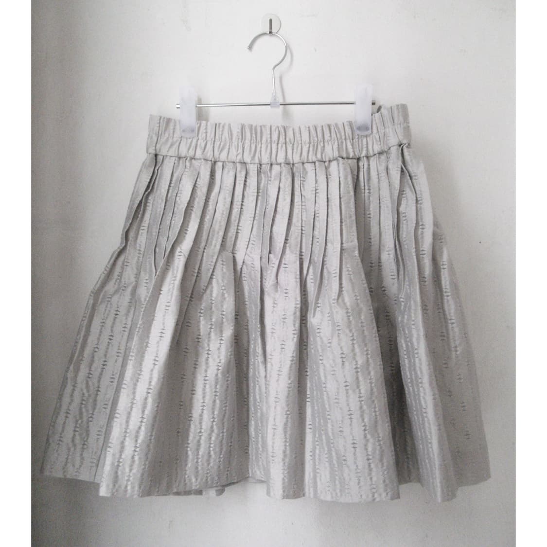 emporio armani silver pintuck skirt 상품이미지1
