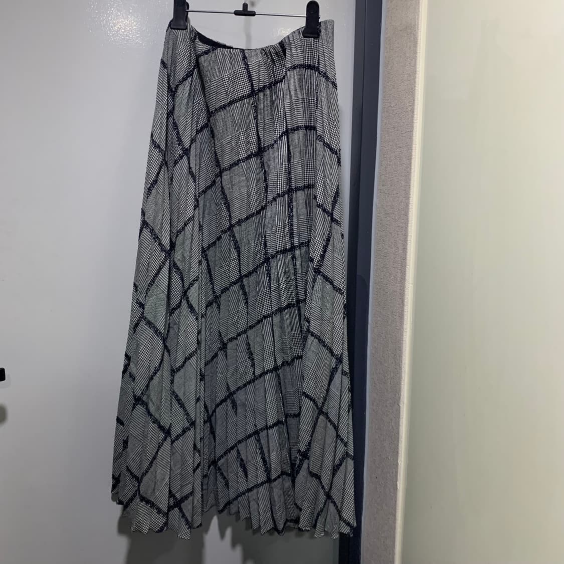 Demi luxe beams 빔즈 체크 플리츠 롱 스커트 상품이미지2