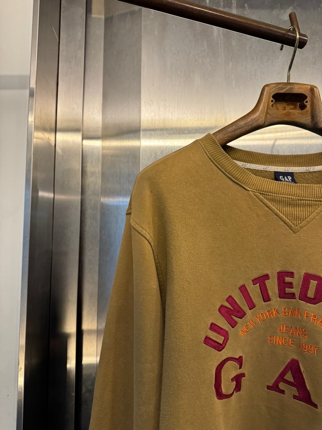 갭 맨투맨 상품이미지8