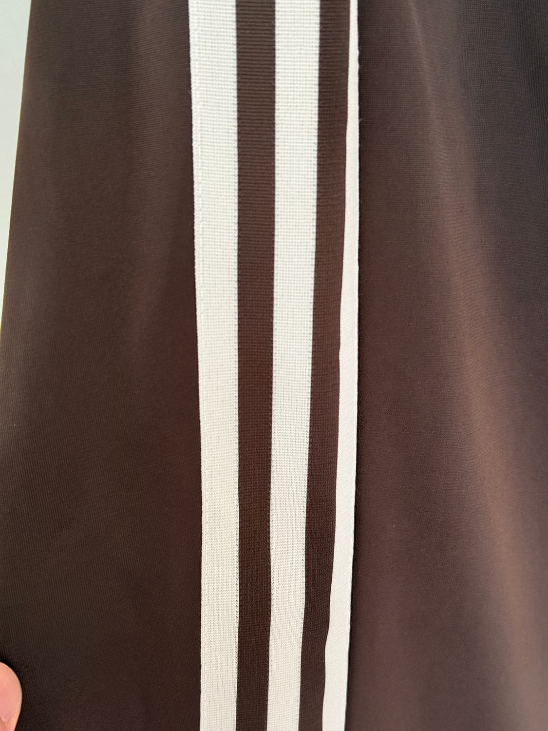 아디다스 공용 트랙 팬츠 / 다크브라운 / XS /JD5263 상품이미지7