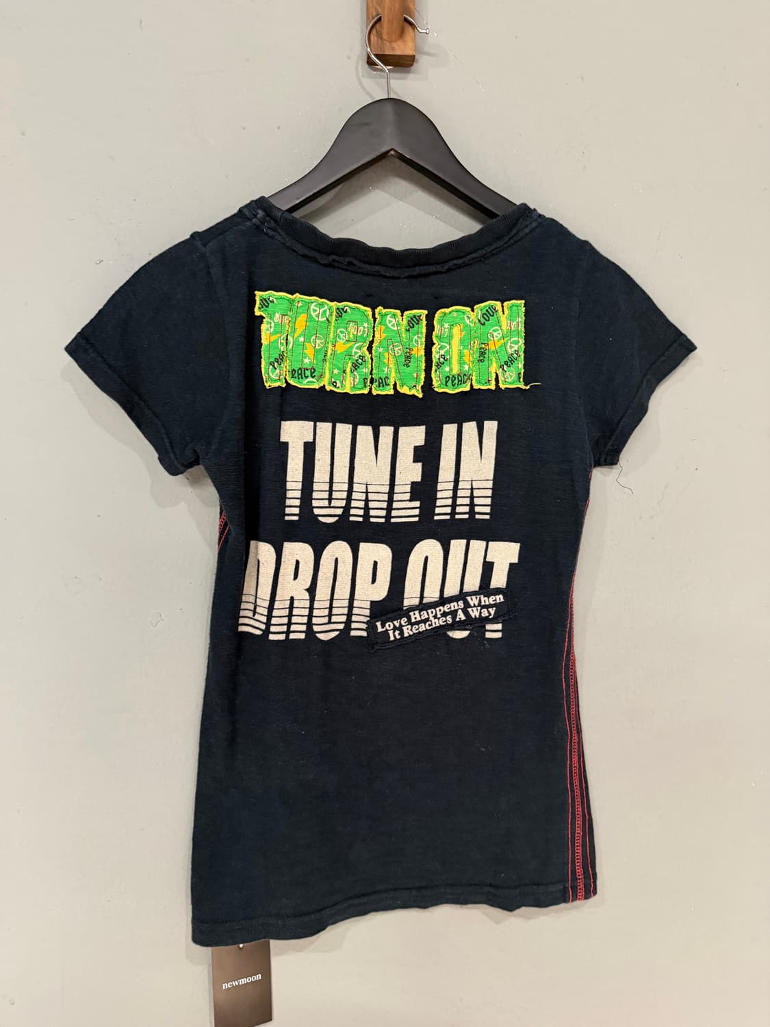 peace mark point lettering detail top 상품이미지9