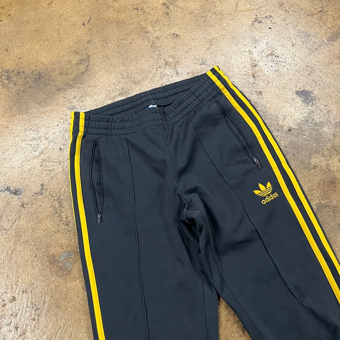[정품/90] 아디다스 삼선 트랙 바지 블랙 옐로우 b17 상품이미지1