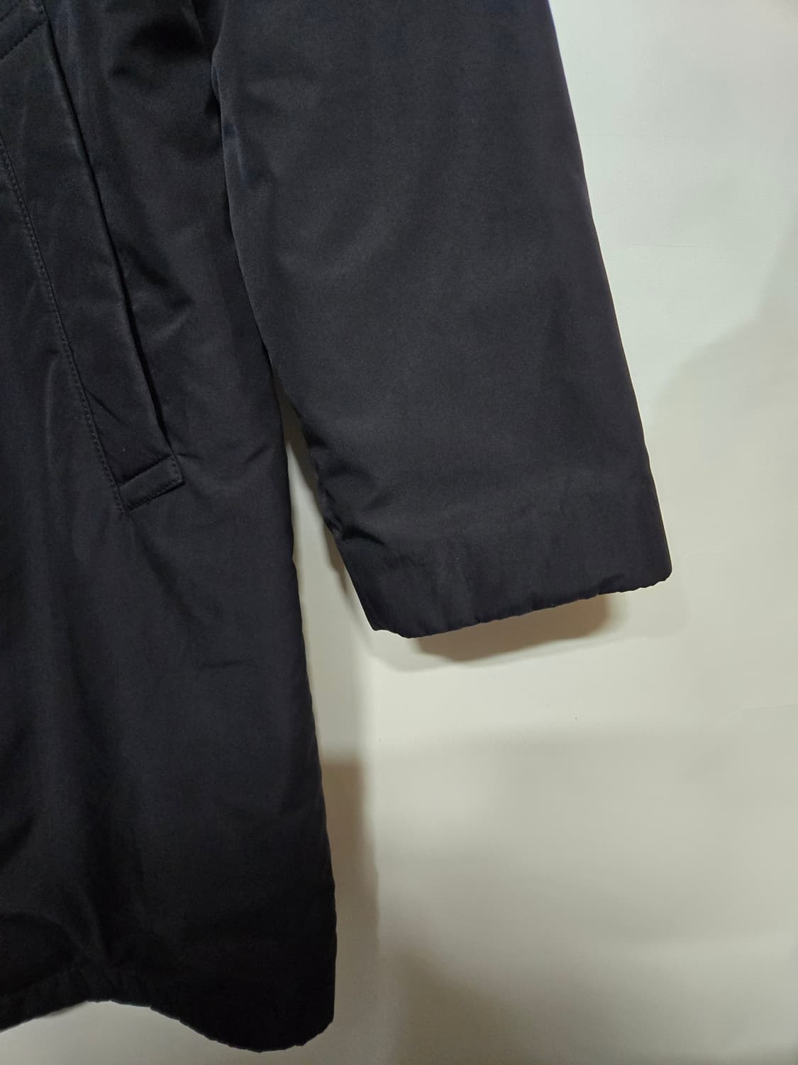 HUGO BOSS 남성 블랙 코트 38R 상품이미지4