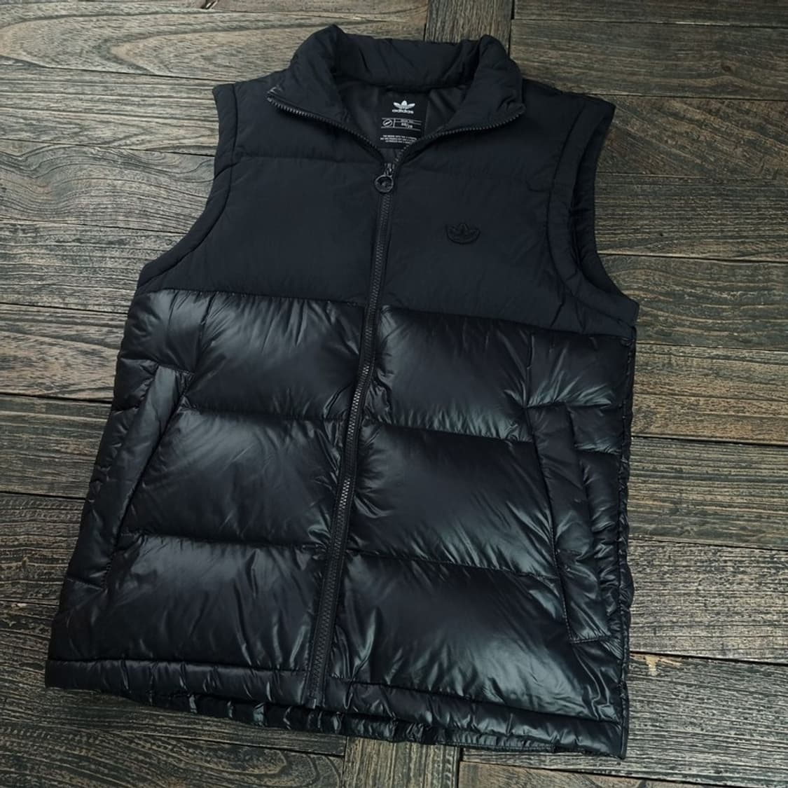 [아디다스] 로고 패치 덕다운 패딩 베스트 조끼 블랙 M18820 상품이미지1