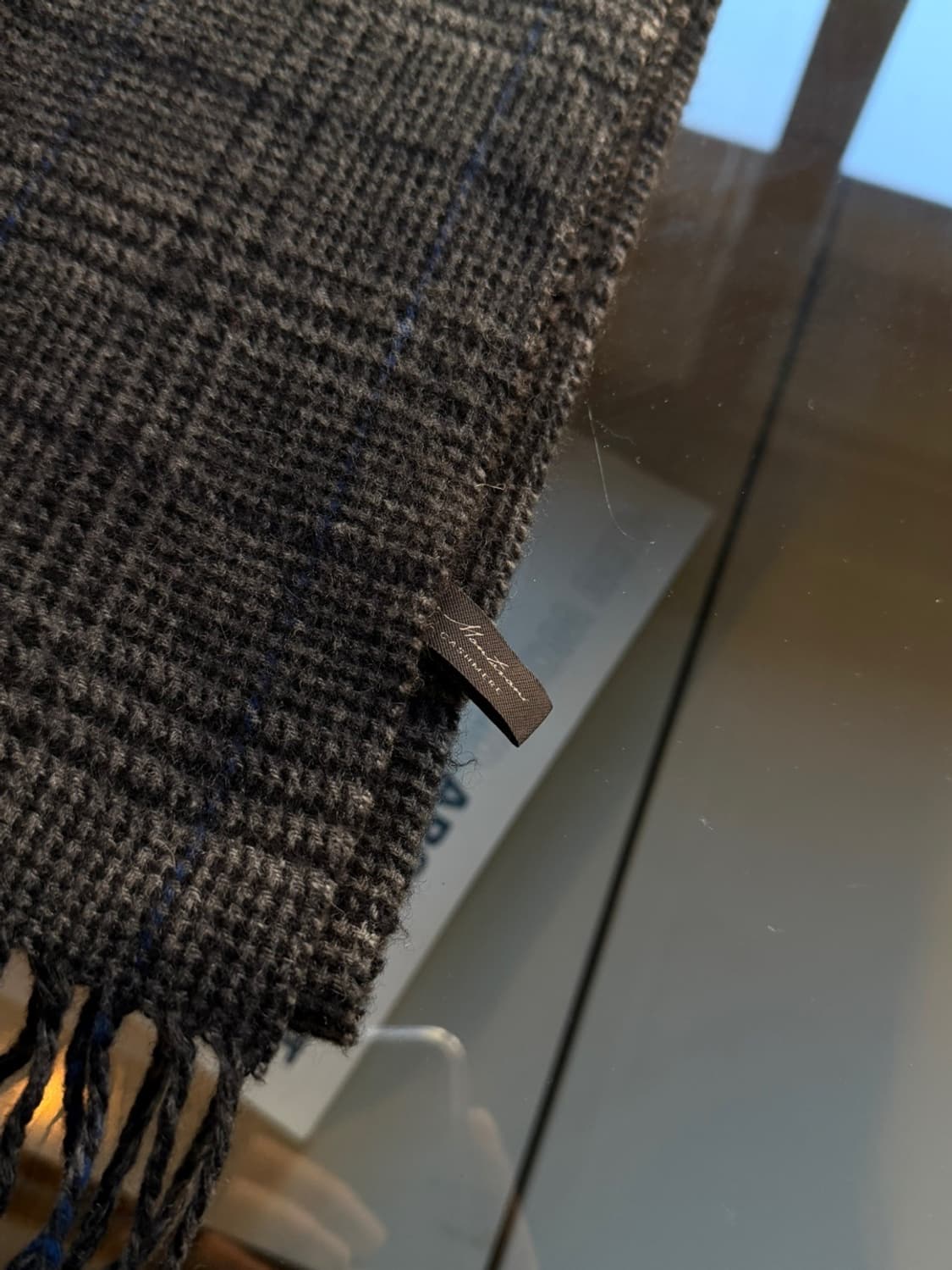 에린 몬토나니 울 캐시미어 머플러 상품이미지6