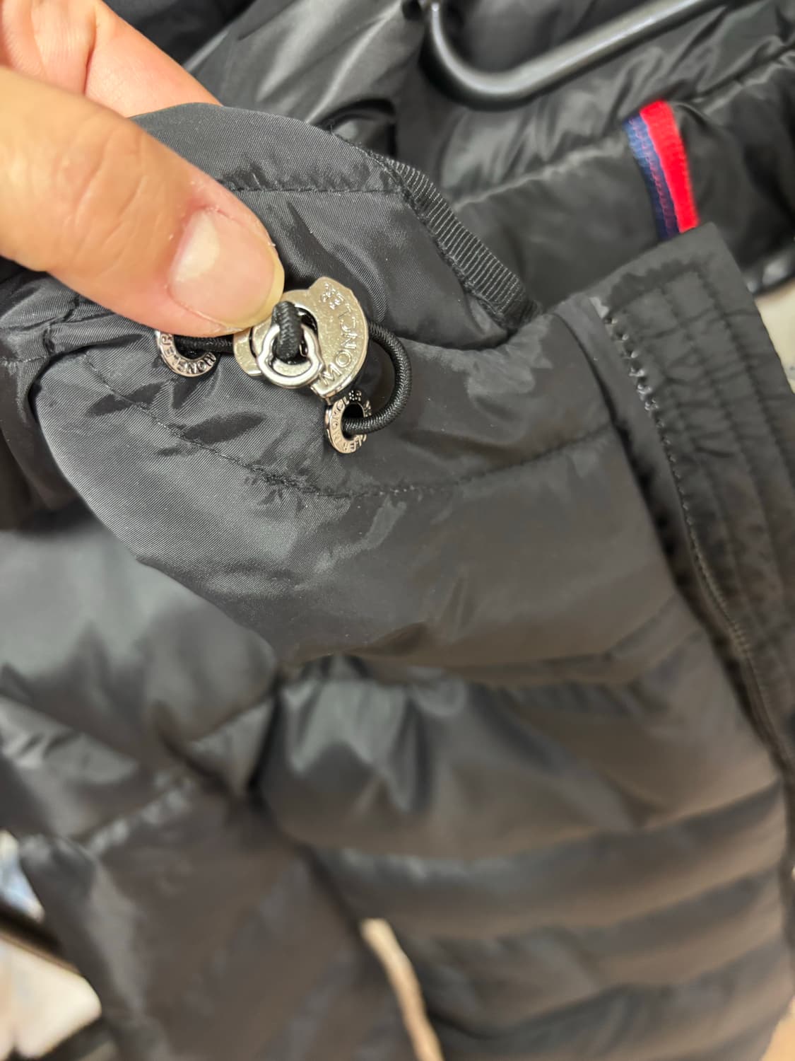 몽클레어 패딩 상품이미지4