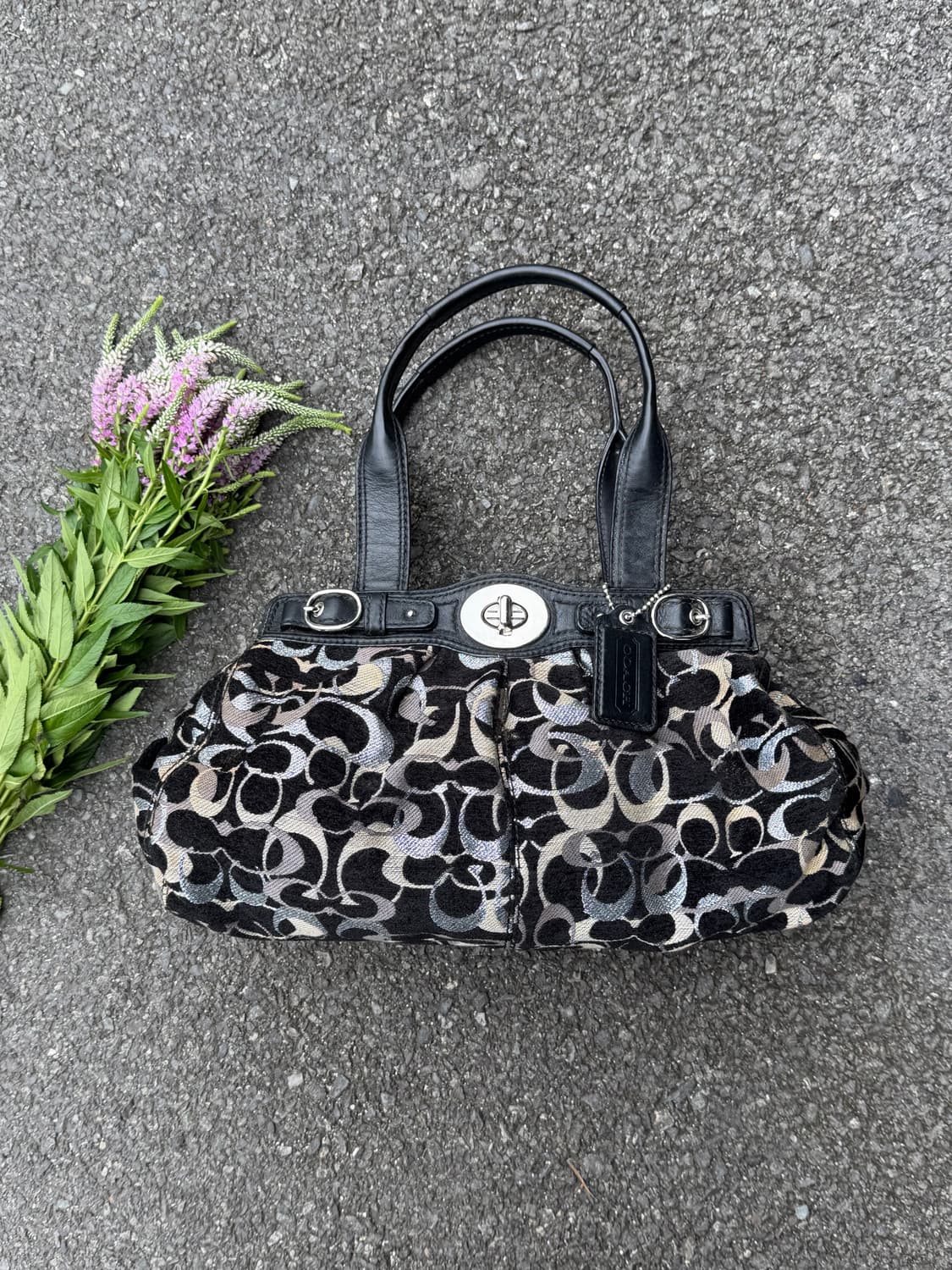 Coach Hampton Signature Jacquard Turnl 상품이미지1